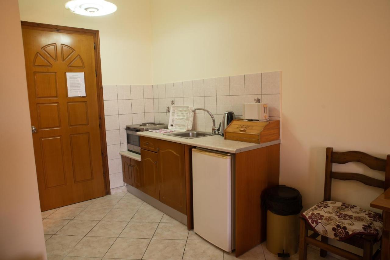 Kapetanios Apartments Άγιος Στέφανος Εξωτερικό φωτογραφία
