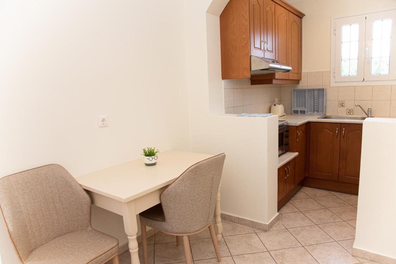 Kapetanios Apartments Άγιος Στέφανος Εξωτερικό φωτογραφία
