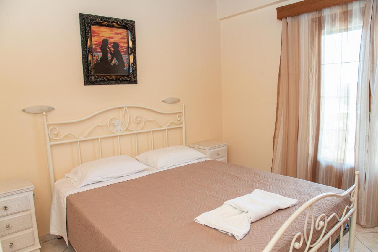 Kapetanios Apartments Άγιος Στέφανος Εξωτερικό φωτογραφία