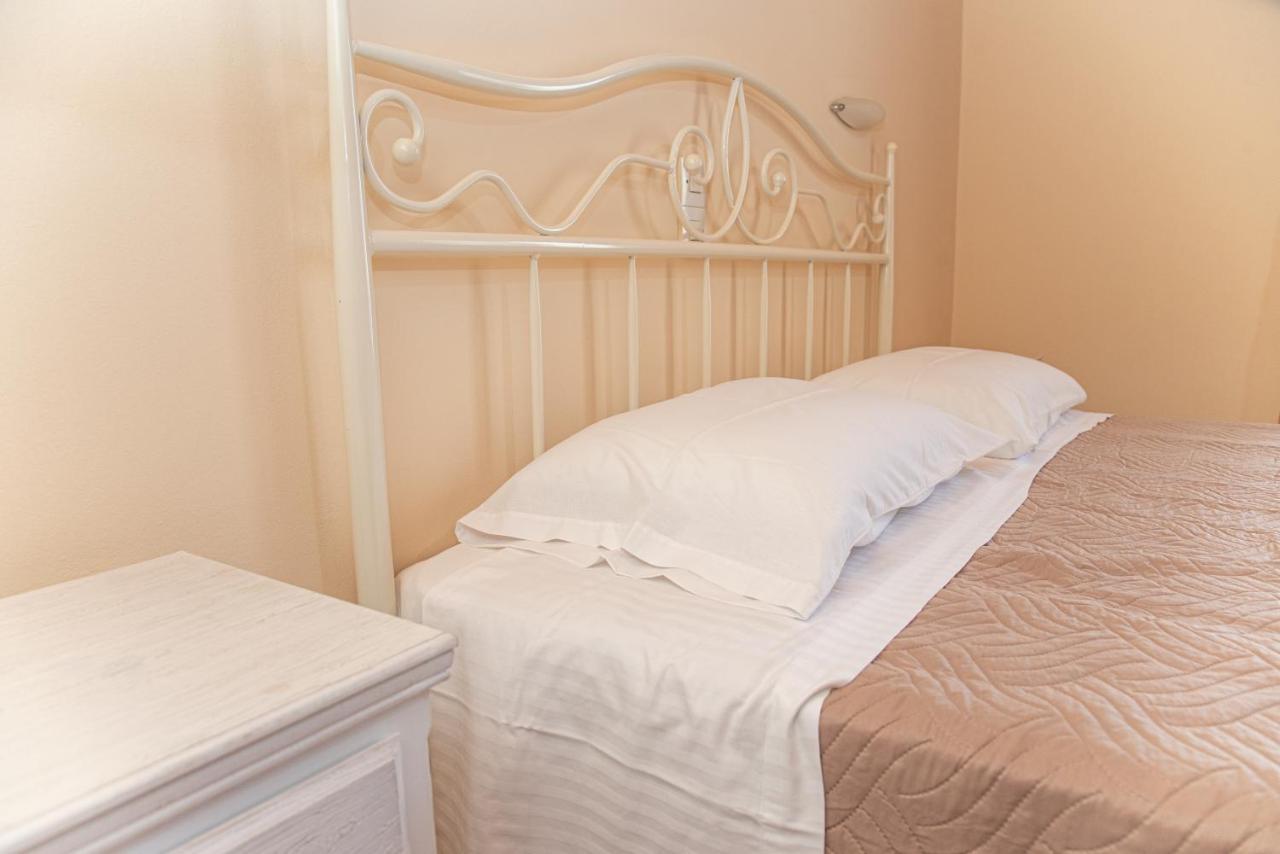 Kapetanios Apartments Άγιος Στέφανος Εξωτερικό φωτογραφία